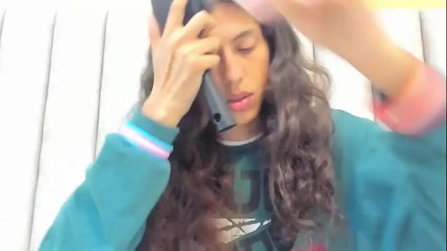 Image 3 of freyamoller Stream on Chaturbate on 1 month ago