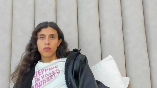 Image 11 of freyamoller Stream on Chaturbate on 11 days ago