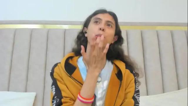Image 12 of freyamoller Stream on Chaturbate on 5 days ago