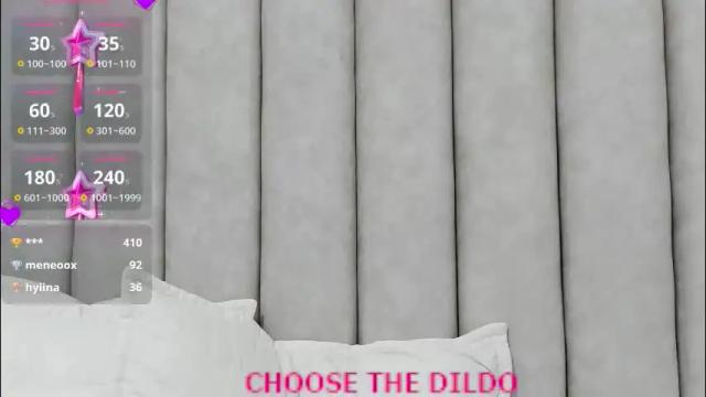 Image 11 of freyamoller Stream on Chaturbate on 2 months ago