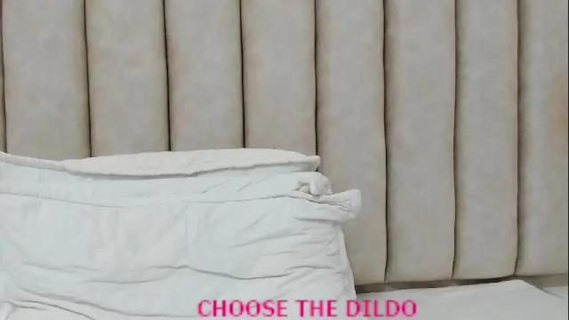 Image 2 of freyamoller Stream on Chaturbate on 1 month ago