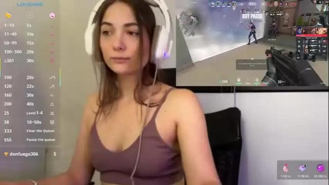 Image 3 of freyaoliver Stream on Chaturbate on 1 month ago