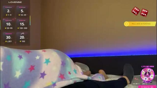 Image 3 of freyaoliver Stream on Chaturbate on 1 month ago