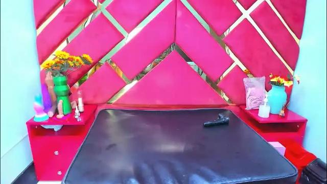 Image 12 of freyja_naugthy Stream on Chaturbate on 1 month ago