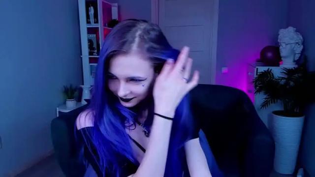 Image 2 of frida_fortune Stream on Chaturbate on 16 months ago