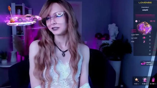 Image 12 of frida_fortune Stream on Chaturbate on 15 months ago
