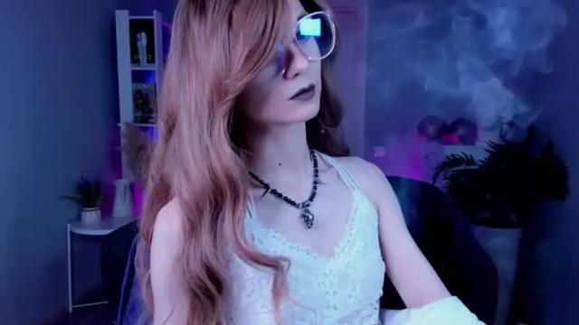 Image 2 of frida_fortune Stream on Chaturbate on 15 months ago