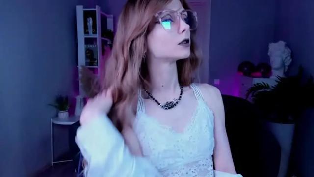 Image 3 of frida_fortune Stream on Chaturbate on 15 months ago