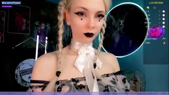 Image 8 of frida_fortune Stream on Chaturbate on 26 days ago