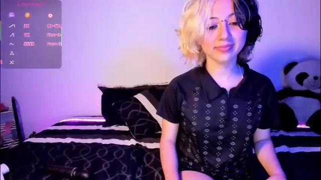 Image 10 of frida_lassi_ Stream on Chaturbate on 4 months ago