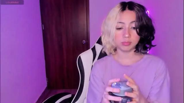 Image 10 of frida_lassi_ Stream on Chaturbate on 1 month ago