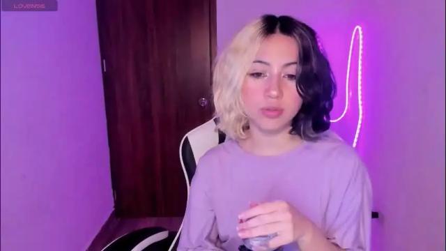 Image 11 of frida_lassi_ Stream on Chaturbate on 1 month ago