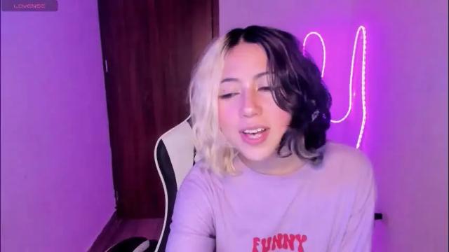 Image 12 of frida_lassi_ Stream on Chaturbate on 1 month ago