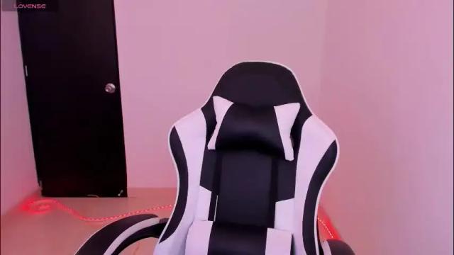 Image 11 of frida_lassi_ Stream on Chaturbate on 8 days ago