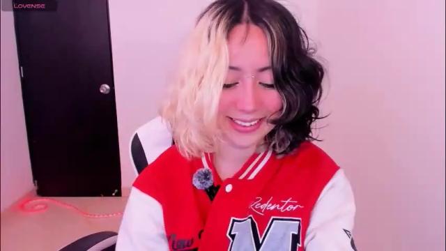 Image 3 of frida_lassi_ Stream on Chaturbate on 8 days ago