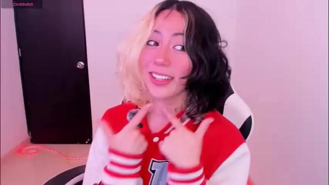 Image 4 of frida_lassi_ Stream on Chaturbate on 8 days ago