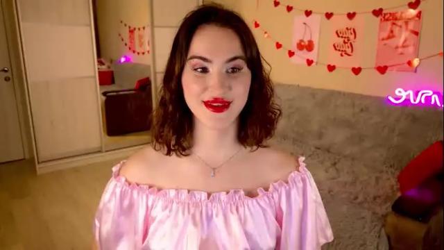 Image 2 of fridacure Stream on Chaturbate on 1 month ago