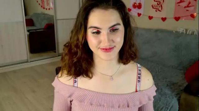 Image 2 of fridacure Stream on Chaturbate on 1 month ago