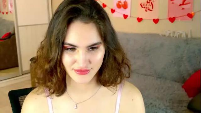 Image 2 of fridacure Stream on Chaturbate on 28 days ago