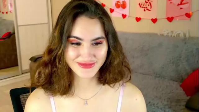 Image 3 of fridacure Stream on Chaturbate on 28 days ago