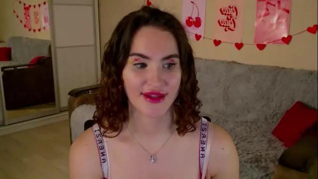 Image 6 of fridacure Stream on Chaturbate on 19 days ago