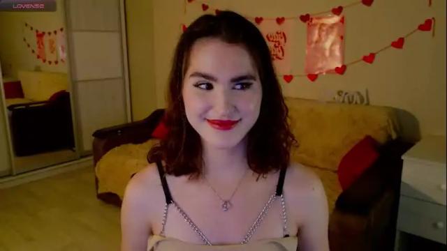Image 6 of fridacure Stream on Chaturbate on 2 days ago