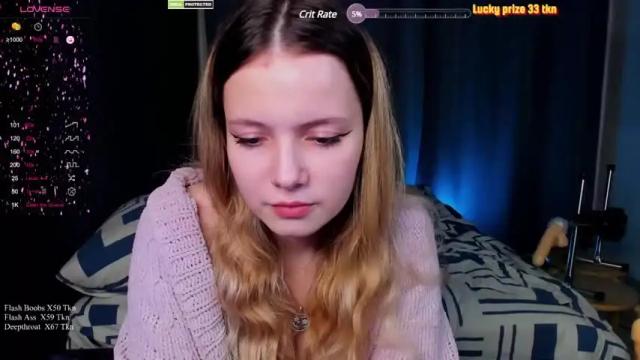 Image 10 of friendsurdreams Stream on Chaturbate on 16 months ago