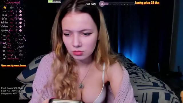 Image 3 of friendsurdreams Stream on Chaturbate on 16 months ago