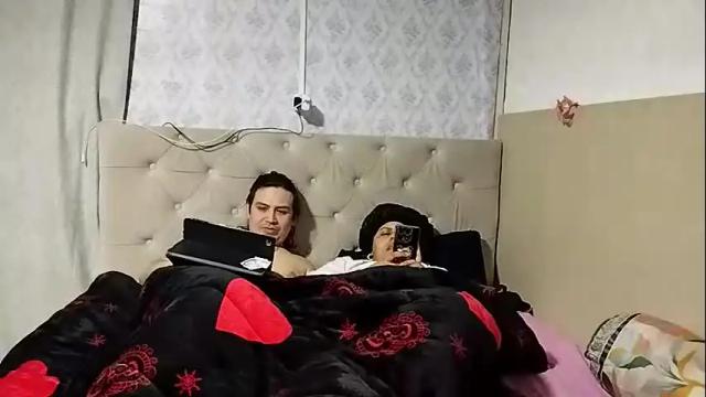 Image 7 of frizzy_girl Stream on Chaturbate on 1 month ago