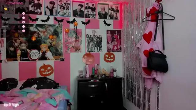 Image 3 of frizzy_liz_b_ Stream on Chaturbate on 19 months ago