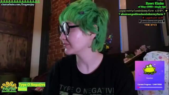 Image 3 of frogessjay Stream on Chaturbate on 14 days ago