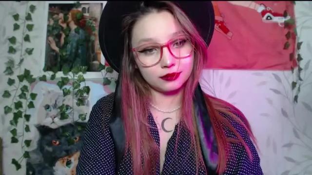 Image 4 of fromsun_forsoul Stream on Chaturbate on 17 months ago