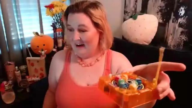Image 6 of fruitgalfun Stream on Chaturbate on 13 months ago