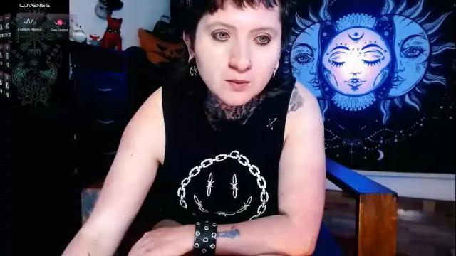 Image 7 of ftmblueyes Stream on Chaturbate on 1 month ago