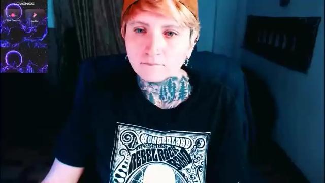 Image 2 of ftmblueyes Stream on Chaturbate on 1 month ago