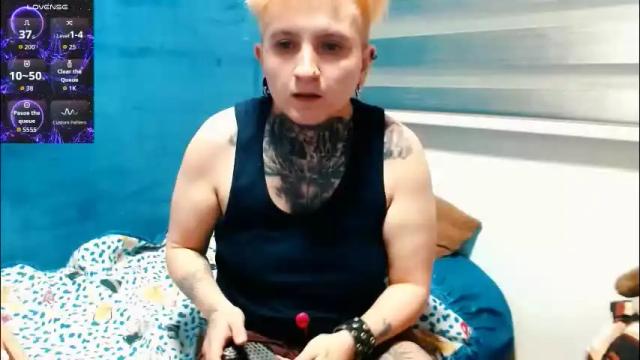 Image 6 of ftmblueyes Stream on Chaturbate on 1 month ago