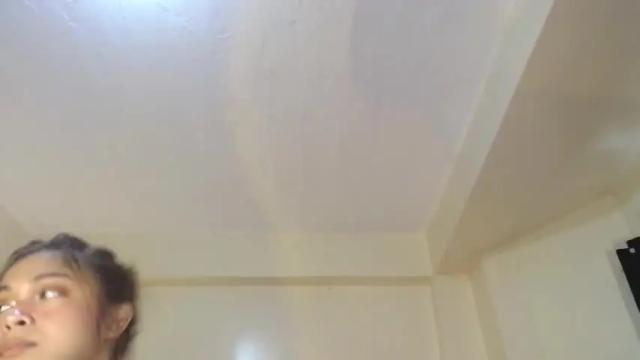 Image 11 of fuckgirl_emerald Stream on Chaturbate on 15 months ago