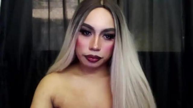 Image 3 of fuckhard_olivia Stream on Chaturbate on 16 months ago