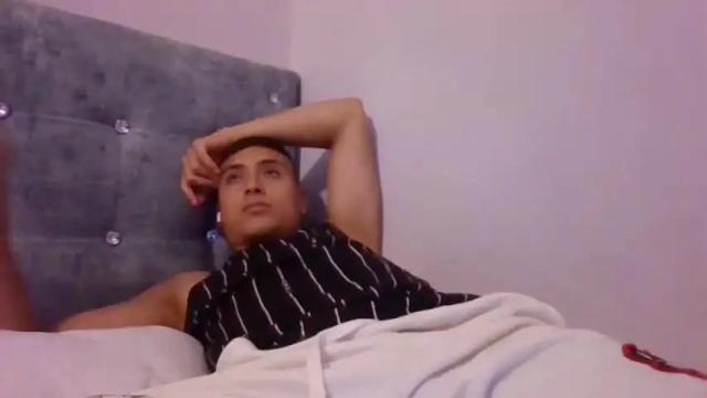Image 3 of fuckingfuckers123 Stream on Chaturbate on 14 months ago