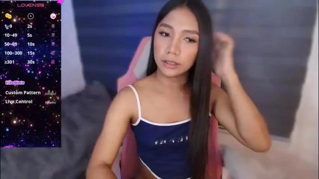 Image 4 of fuckingnaughtyjayde Stream on Chaturbate on 16 days ago