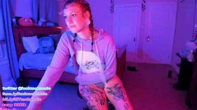 Image 10 of fuckmckenzie Stream on Chaturbate on 20 months ago