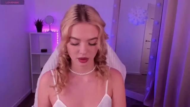 Image 4 of funangels Stream on Chaturbate on 23 months ago