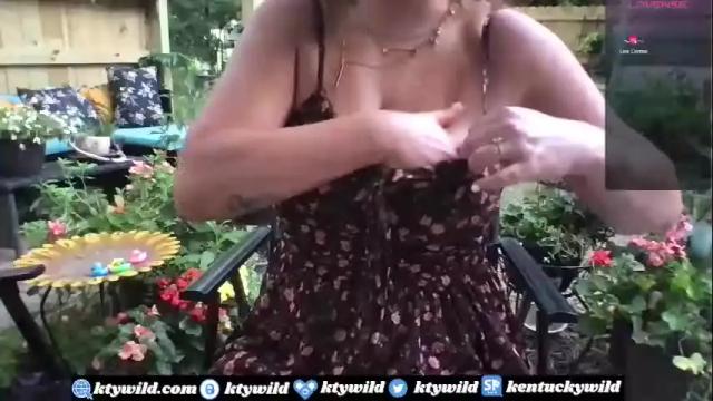 Image 11 of funcamkw Stream on Chaturbate on 5 days ago