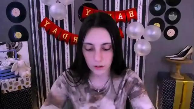 Thumbnail 3, funny_freckles's Stream at Chaturbate, 12 months ago