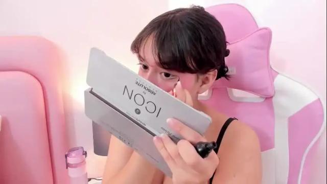 Image 3 of funny_samy Stream on Chaturbate on 4 months ago