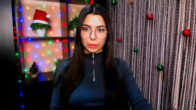 Image 2 of funny_simple_girl Stream on Chaturbate on 16 months ago