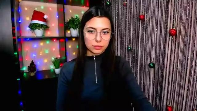 Image 7 of funny_simple_girl Stream on Chaturbate on 16 months ago