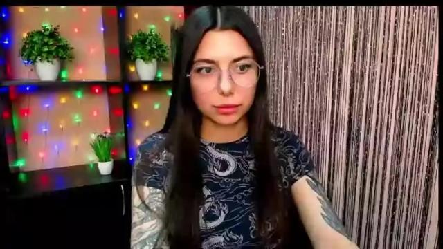 Image 7 of funny_simple_girl Stream on Chaturbate on 15 months ago