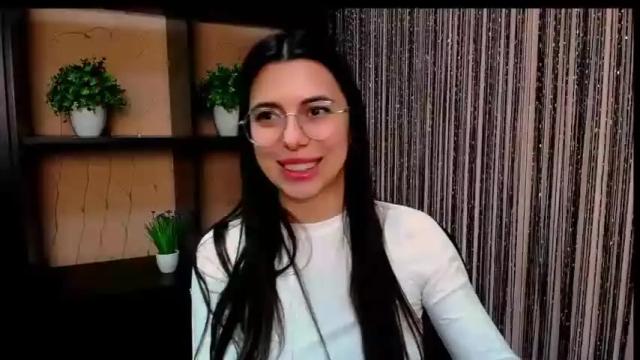 Image 2 of funny_simple_girl Stream on Chaturbate on 15 months ago