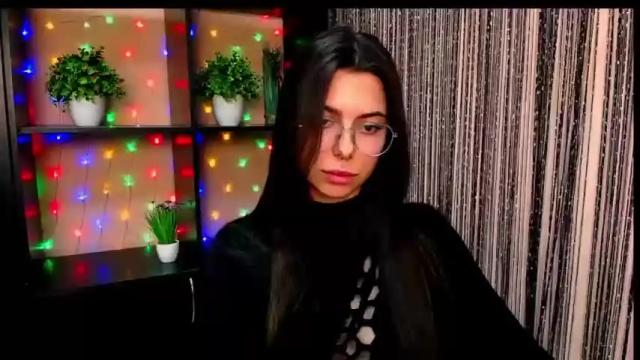 Image 3 of funny_simple_girl Stream on Chaturbate on 15 months ago